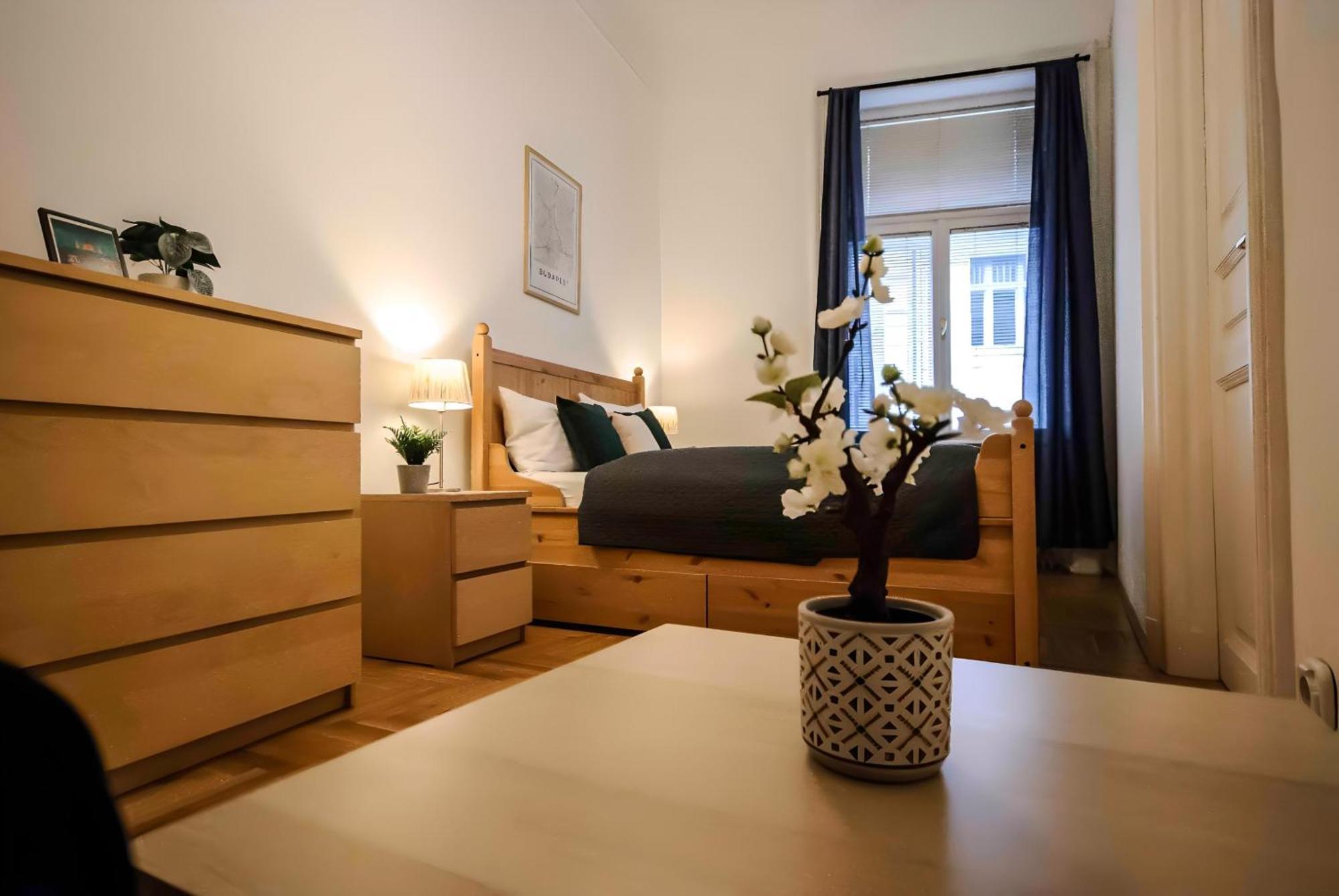 R171 Elitehost Raday Apartment بودابست المظهر الخارجي الصورة